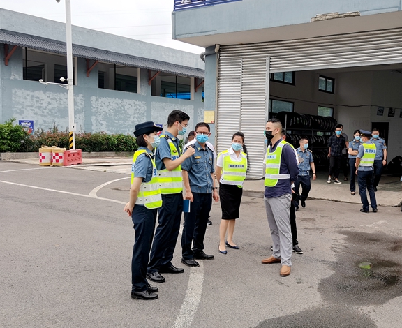 20210902厅高速公路交通执法到渝蓉高速开展生态环境保护专项督导检查576.jpg