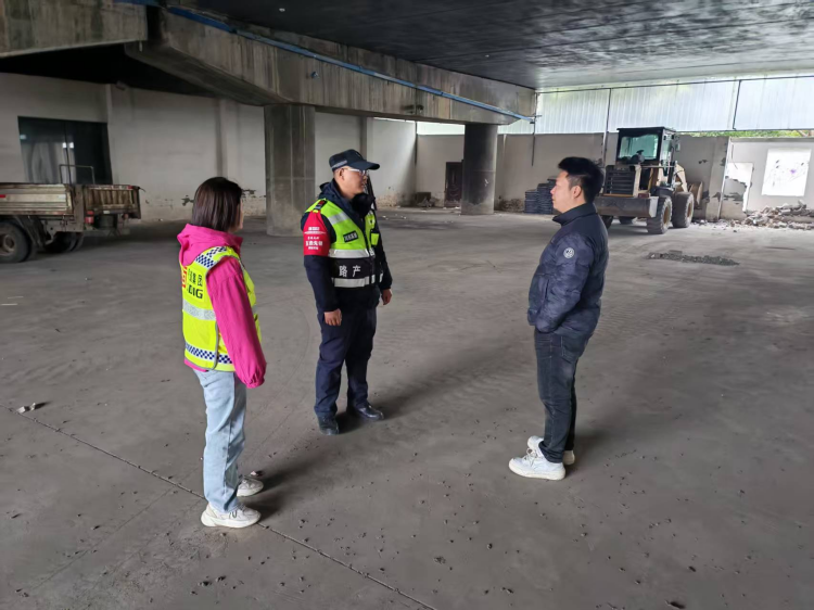 绕西管理处开展桥下空间节前安全排查