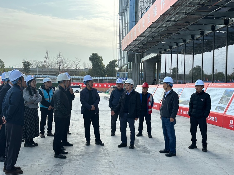 川高公司党委副书记、副董事长、总经理袁飞云督导川西片区应急抢险指挥分中心项目