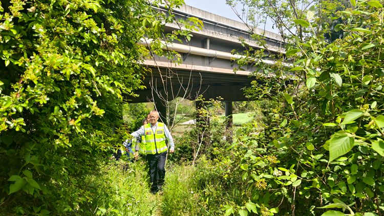 20260403川西公司党委副书记、副总经理孙彬到渝蓉公司开展节前安全环保包保检查 (2)_副本.jpg